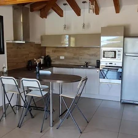 Giulia Nyaraló Porto-Vecchio