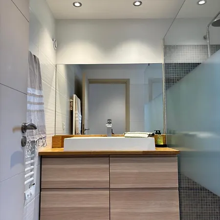 Giulia Nyaraló Porto-Vecchio