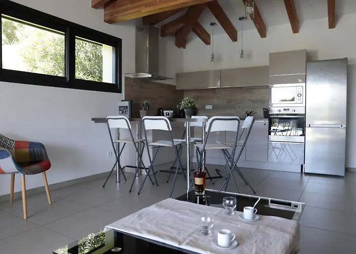 Giulia * Porto-Vecchio (Corsica)